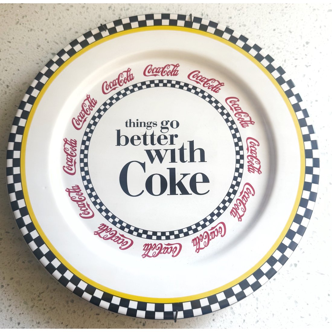 Coca-Cola collector plate, the original phone photo